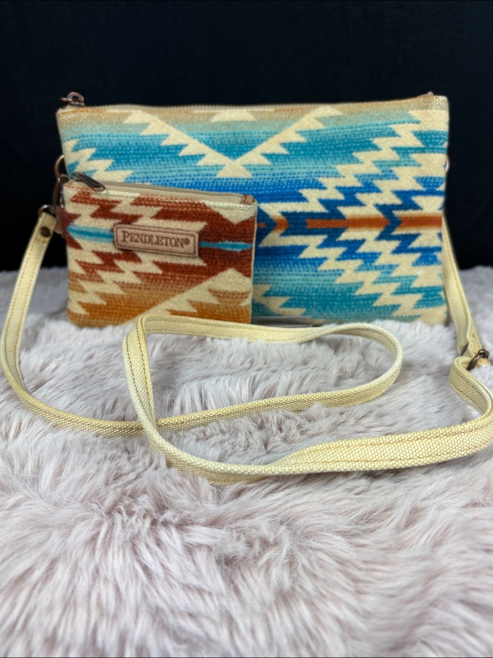 Pendleton Southwestern Wool Crossbody Bag & Matching Pouch Blue Aztec